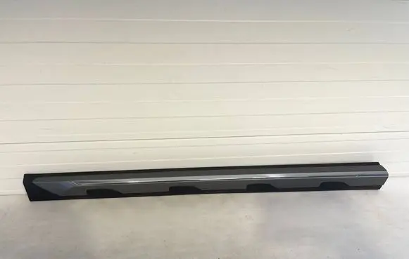 BMW X3 G01 Front door trim (molding) 7442793