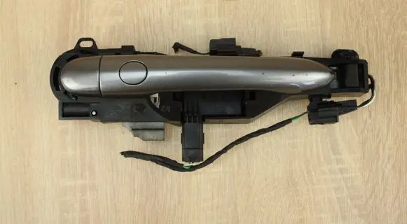 Renault Laguna III Front door exterior handle KLAMK.ZEW.P1