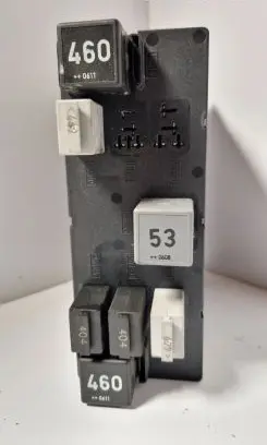 Volkswagen PASSAT B6 Fuse module 3C0937049J F005V00530 H37S1301