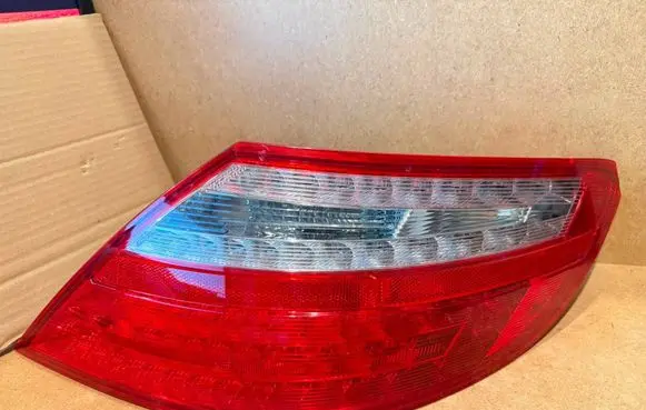 Mercedes-Benz SLK R172 Rear/tail lights A1729064000 A1729064200 A1728200264