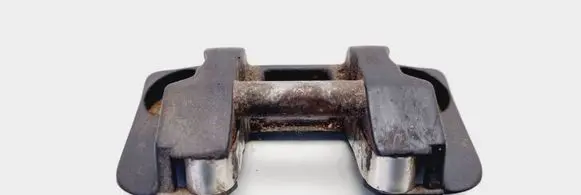 Mercedes-Benz E W210 Loading door lock loop/hook striker A2107400032