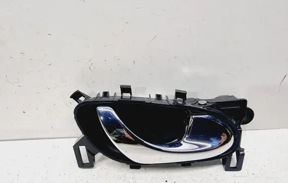 Nissan X-Trail T32 Front door interior handle 806704CA1A