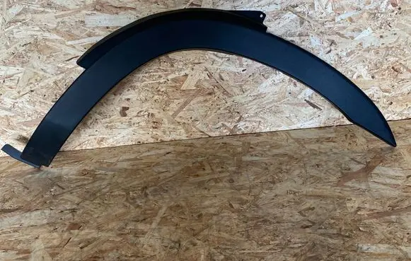 Front arch trim
