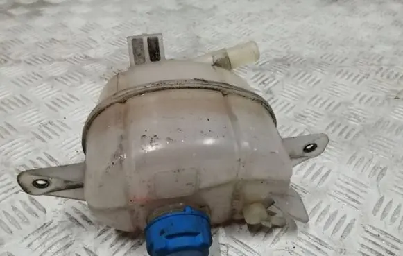Fiat Qubo Coolant expansion tank/reservoir