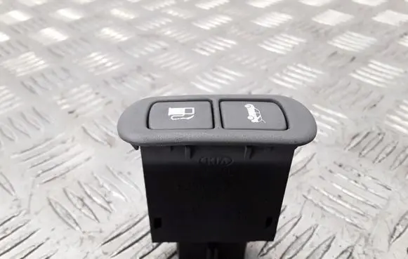 KIA Sorento Fuel tank opening switch 