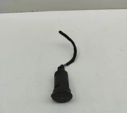 Volvo V60 USB socket connector 32231928