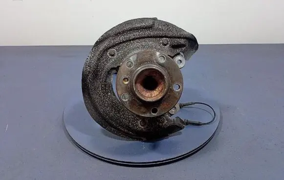 BMW 3 F30 F35 F31 Front wheel hub spindle knuckle 6867736
