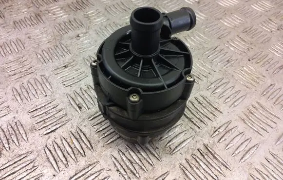 Volkswagen Golf VII Electric auxiliary coolant/water pump 0392024003