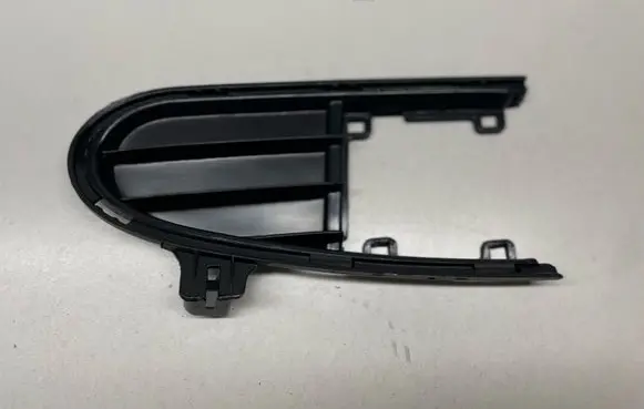 Volkswagen Sharan Front bumper lower grill 7M0853684B