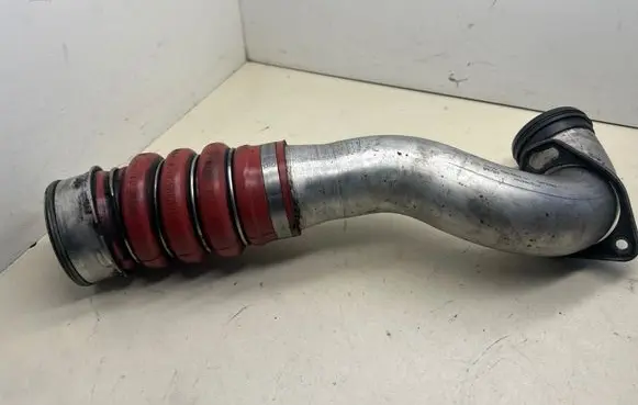 BMW X5 E70 Intercooler hose/pipe 7801957 7801958