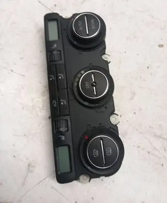 Volkswagen PASSAT B6 Climate control unit 74677512 1060553