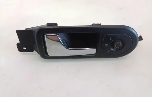 Volkswagen PASSAT B5 Front door interior handle 3B1837113