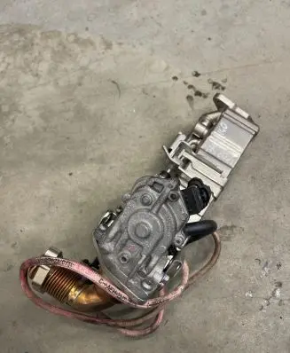 BMW 4 F36 Gran coupe EGR valve cooler 8596444