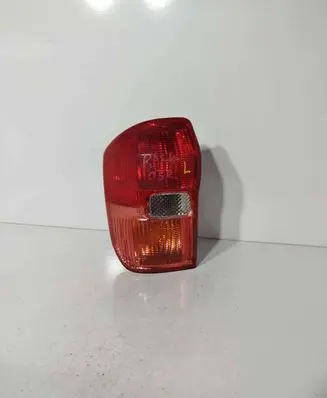 Toyota RAV 4 (XA20) Rear/tail lights