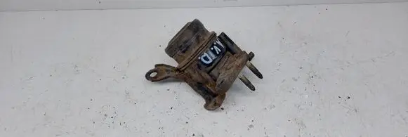 Toyota Avensis Verso Engine mount bracket