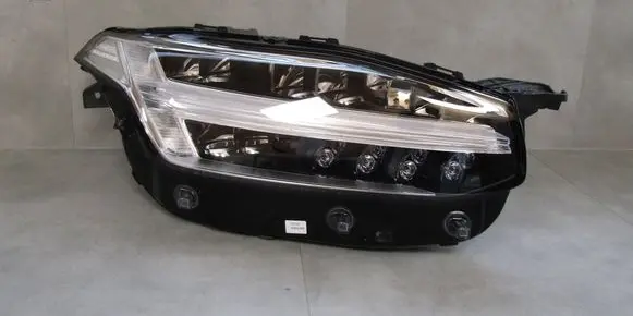 Volvo XC90 Headlight/headlamp 31446688 89909026