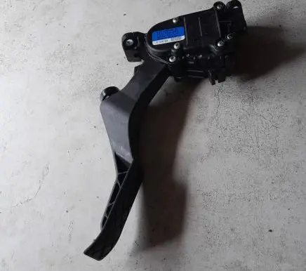 Volkswagen Transporter - Caravelle T5 Accelerator throttle pedal 7H1723503 6PV00849502 30170