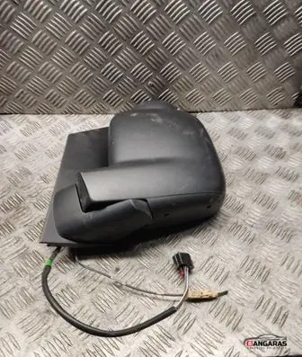 Volkswagen Caddy Front door electric wing mirror