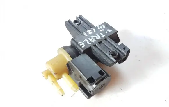Nissan X-Trail T32 Turbo solenoid valve 8200790180