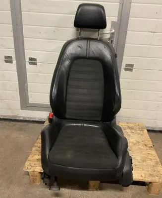 Volkswagen PASSAT B6 Front driver seat 