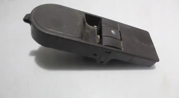 Opel Zafira B Electric window control switch