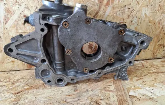 Mitsubishi Pajero Pinin Oil pump 4G94