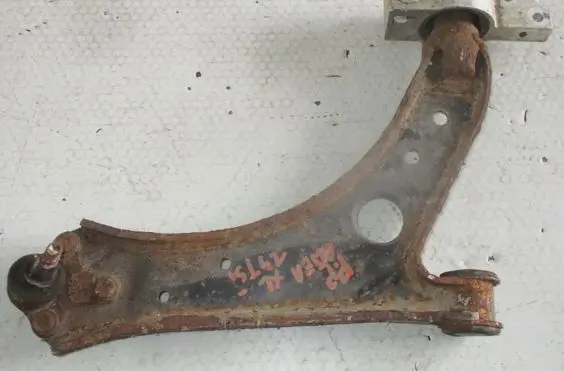 Seat Altea XL Front lower control arm/wishbone