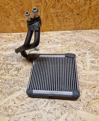 Air conditioning (A/C) radiator (interior)