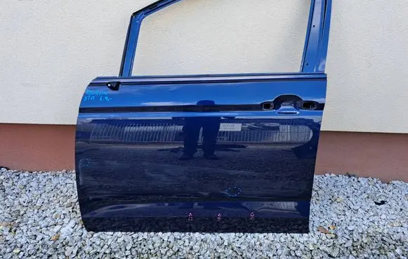 Volkswagen Touran III Front door 5TA831311G