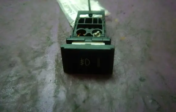 Hyundai Getz Light switch