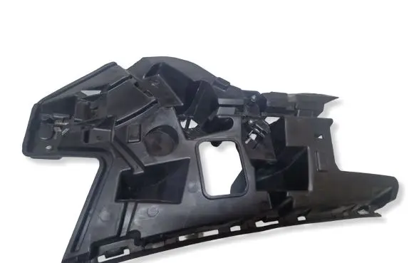 Volvo V40 Front bumper mounting bracket 31425230
