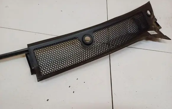 Wiper trim