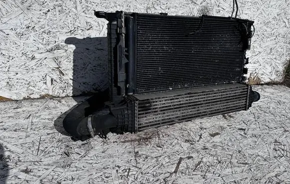 Audi A4 S4 B8 8K Coolant radiator 8K0121251T