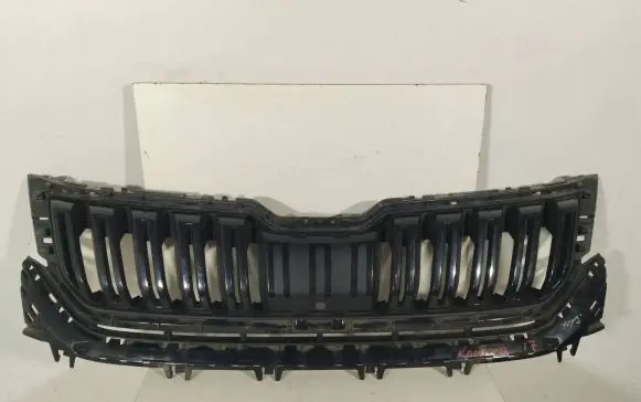 Skoda Kodiaq Front bumper upper radiator grill 565853653A