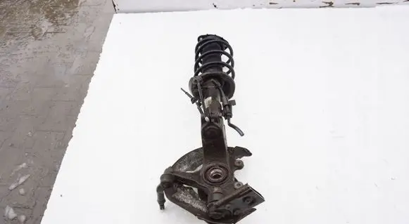 Volvo XC40 Front wheel hub spindle knuckle