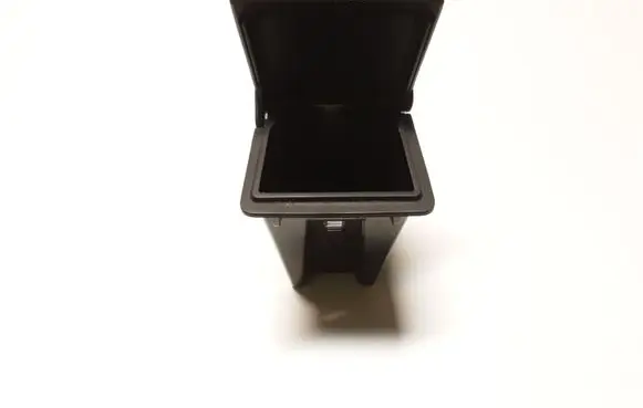 Mitsubishi Outlander Car ashtray MR480825ZZ 2913218