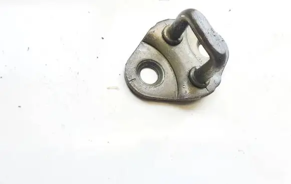 Suzuki Liana Rear door lock loop/hook striker 4k3g