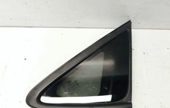 Hyundai ix35 Rear side window 43R000083