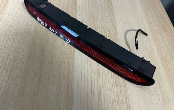 Volkswagen Golf VII Third/center stoplight
