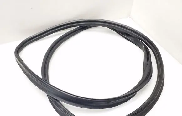 Mercedes-Benz CLA C117 X117 W117 Trunk rubber seal (body) 