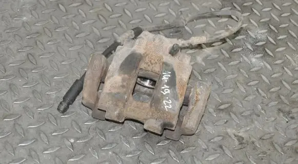 BMW X3 F25 Front brake caliper