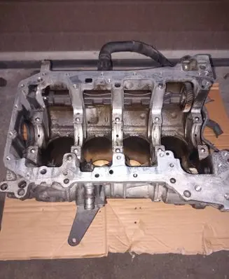 BMW 5 E60 E61 Engine block 781113802 0947697
