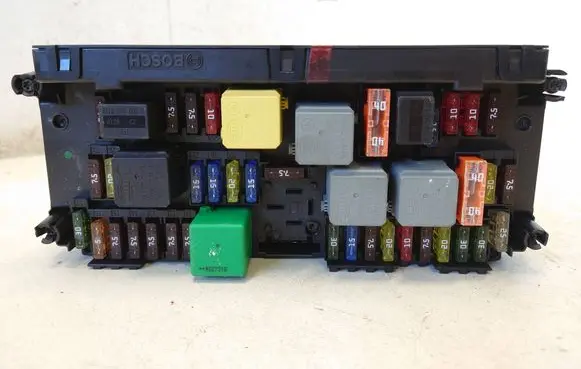 Mercedes-Benz C W204 SAM control unit A2129008207 2129008207