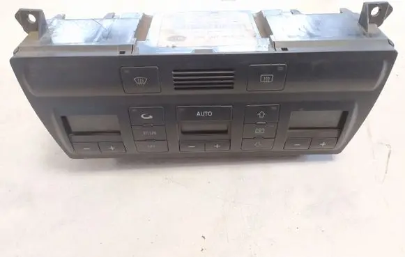 Audi A6 S6 C5 4B Climate control unit 4B0820043F