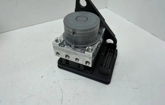 Volkswagen ID.3 ABS Pump 1EA614517BC