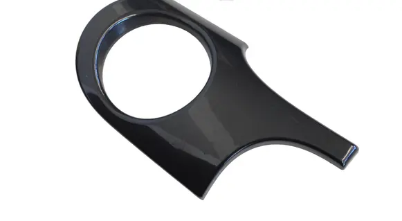 Dashboard glove box trim
