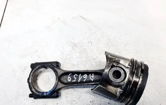 Piston with connecting rod