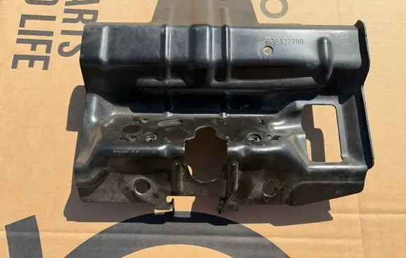 Peugeot 308 Radiator support slam panel bracket 9838132280