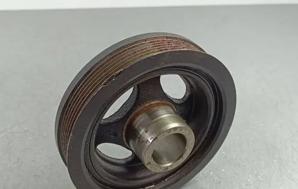 Mitsubishi Outlander IV Crankshaft pulley NOIC10427E
