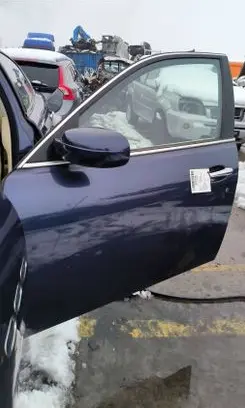 Maserati Quattroporte Front door